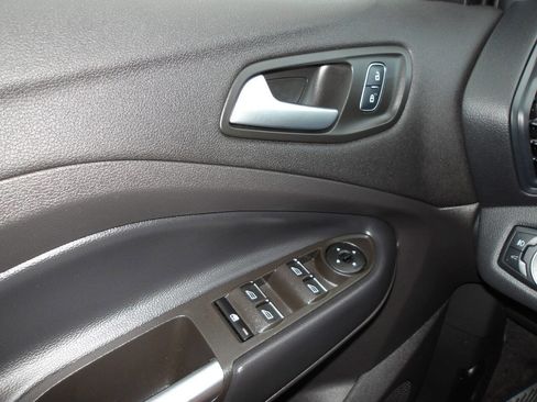 Used 2019 Ford Escape SE AWD/4WD image 21