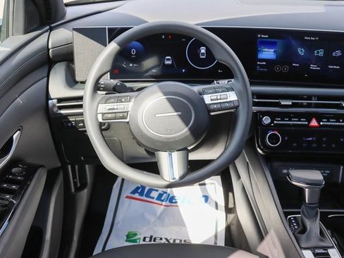 New 2025 Hyundai Santa Cruz SEL image 13