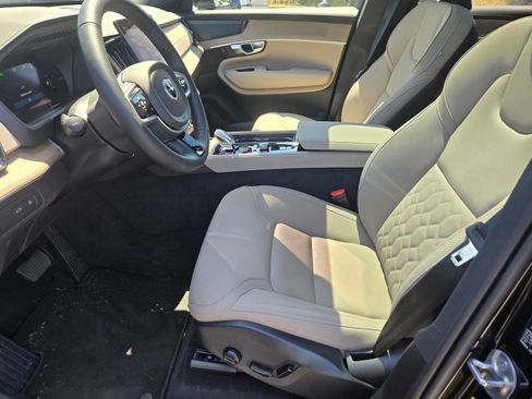 Used 2026 Volvo XC90 T8 Plus w/ Protection Package Premier AWD/4WD image 10