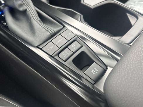 New 2026 Toyota Camry SE AWD/4WD image 30
