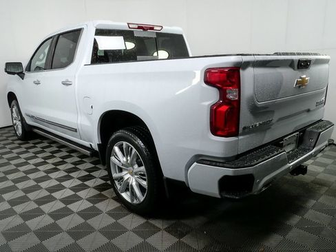 New 2026 Chevrolet Silverado 1500 High Country image 3