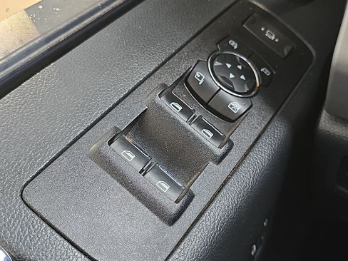 Used 2022 Ford F250 Lariat w/ Lariat Ultimate Package image 12