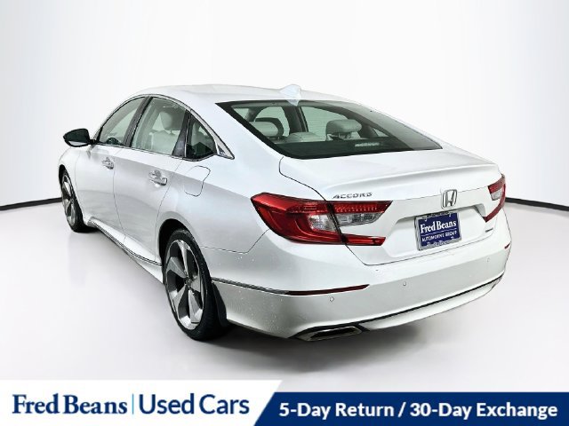 Used 2018 Honda Accord Touring image 6