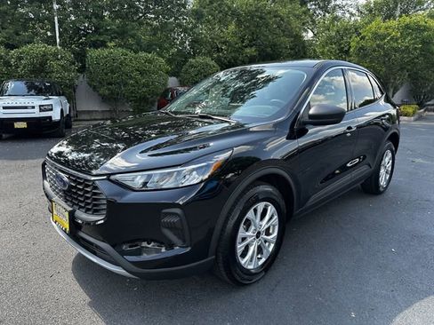 Used 2024 Ford Escape Active AWD/4WD image 9