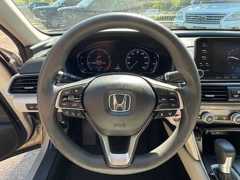 Used 2019 Honda Accord LX image 15