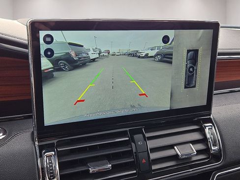 Used 2024 Lincoln Navigator Reserve AWD/4WD image 29