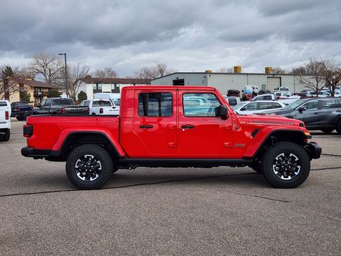 New 2026 Jeep Gladiator Rubicon AWD/4WD image 2