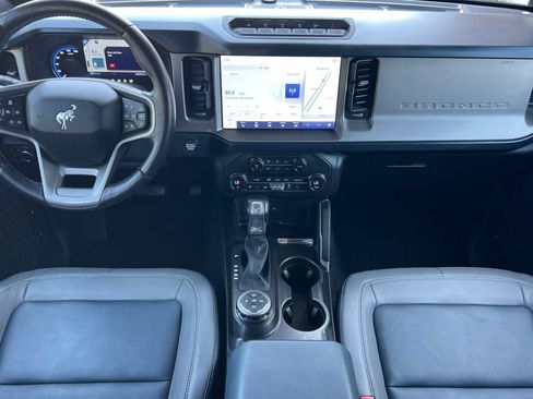 Certified 2021 Ford Bronco First Edition AWD/4WD image 3