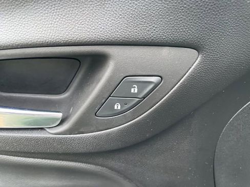 Used 2022 Chevrolet Equinox LT image 11