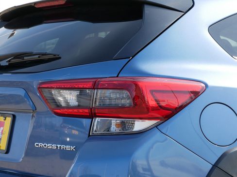 Used 2023 Subaru Crosstrek 2.0i AWD/4WD image 17