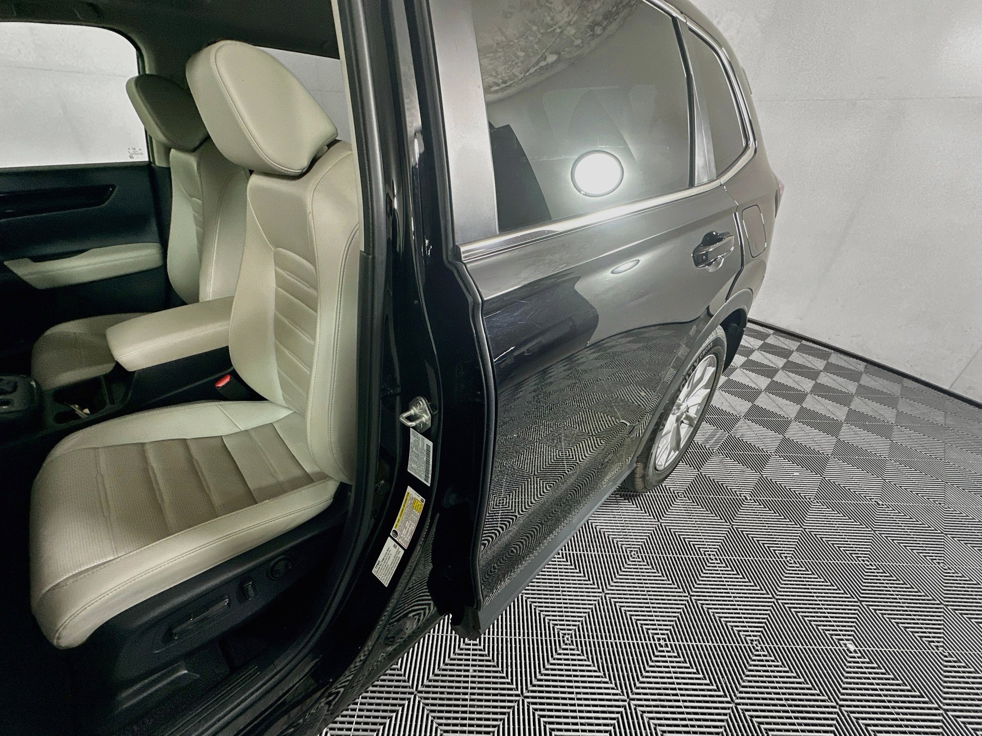 Used 2023 Honda CR-V EX-L image 12