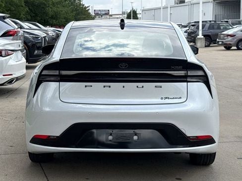 Used 2024 Toyota Prius Prime Premium w/ Advanced Technology Package FWD image 5