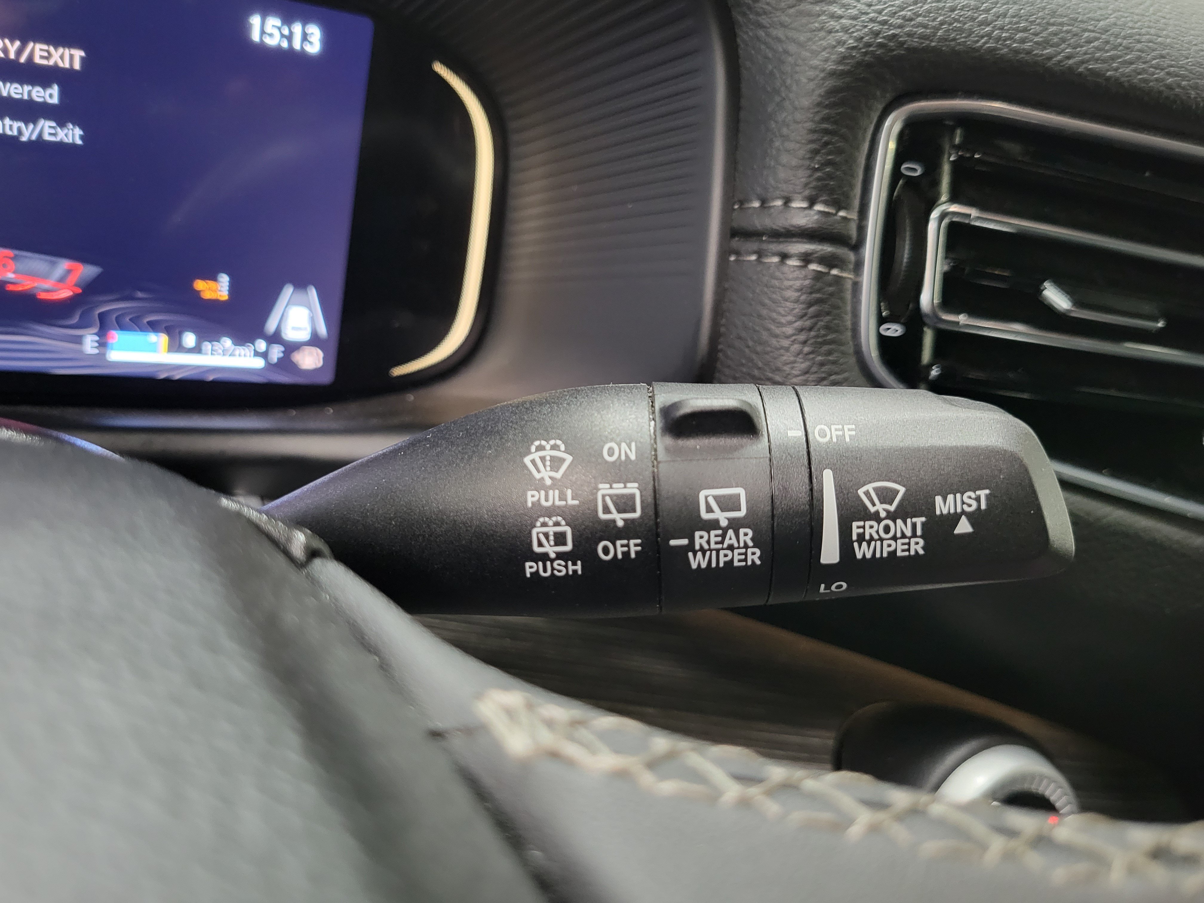 Used 2024 Jeep Wagoneer Series III AWD/4WD image 28