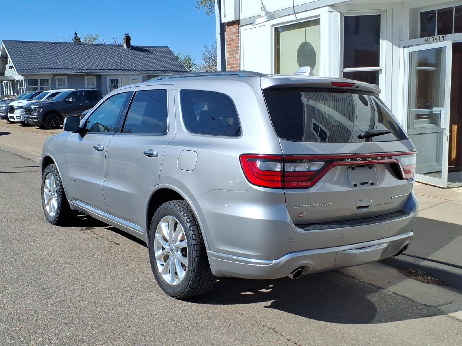 Used 2020 Dodge Durango Citadel w/ Technology Group AWD/4WD image 8