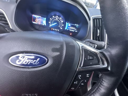 Used 2024 Ford Edge SEL image 21
