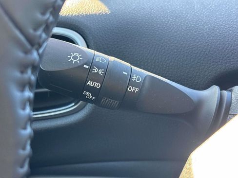 Certified 2022 Toyota Prius XLE image 25