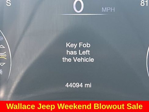 Used 2021 Jeep Grand Cherokee Laredo X AWD/4WD image 32