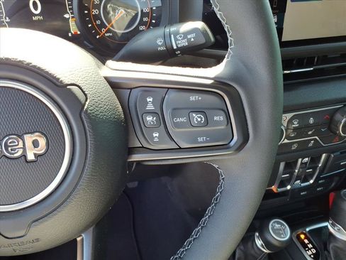 New 2026 Jeep Gladiator Sport AWD/4WD image 20