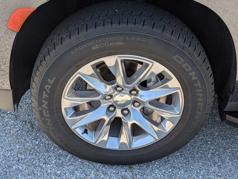 Used 2022 Chevrolet Tahoe Premier AWD/4WD image 12