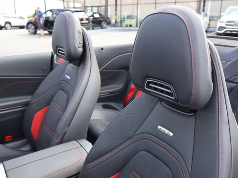 Used 2026 Mercedes-Benz CLE 53 AMG 4MATIC Cabriolet image 15