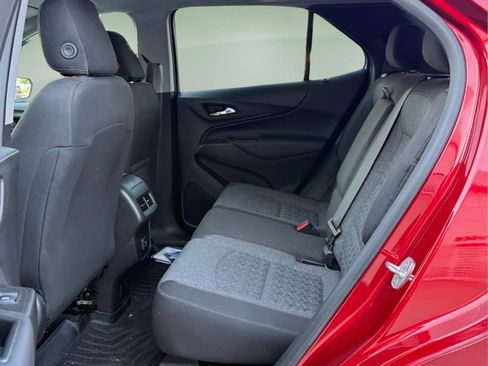Used 2022 Chevrolet Equinox LT FWD image 12