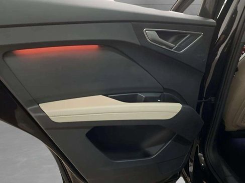 Used 2024 Audi Q4 e-tron Premium Plus w/ Premium Plus image 71