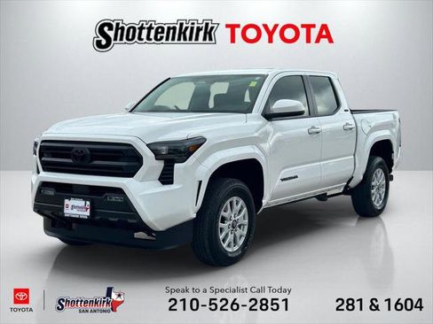 Certified 2026 Toyota Tacoma SR5 AWD/4WD image 1