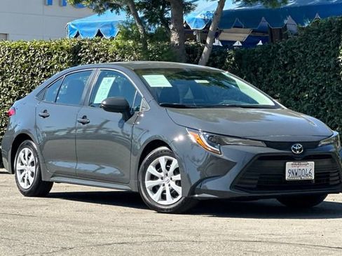 Used 2024 Toyota Corolla LE image 2