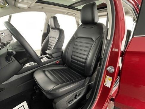 Used 2023 Ford Edge SEL w/ Convenience Package image 33