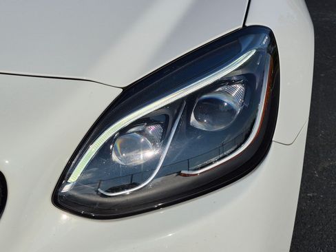 Used 2017 Mercedes-Benz SLC 300 image 6