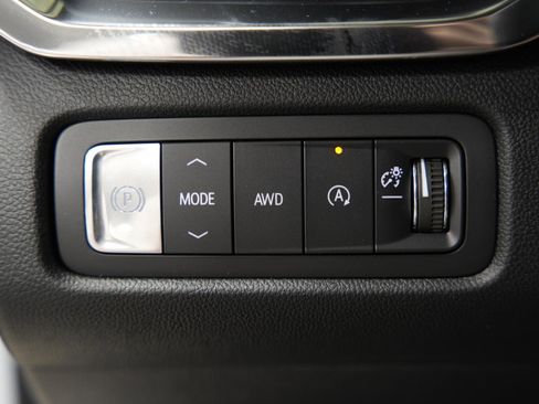 New 2026 GMC Acadia Denali Ultimate w/ LPO, Floor Liner Package image 33