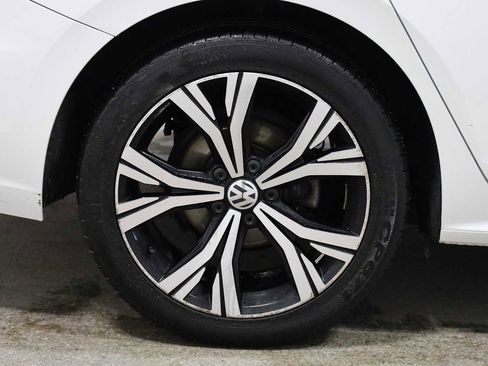 Used 2021 Volkswagen Passat 2.0T SE image 35