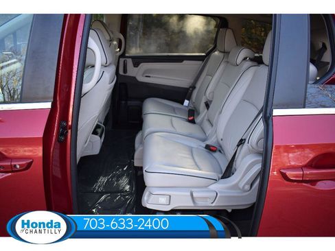 New 2026 Honda Odyssey Touring image 30
