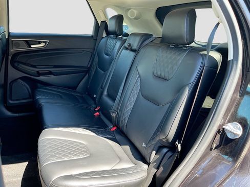 Used 2024 Ford Edge Titanium AWD/4WD image 30