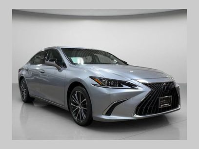 Used 2024 Lexus ES 350 w/ Premium Package