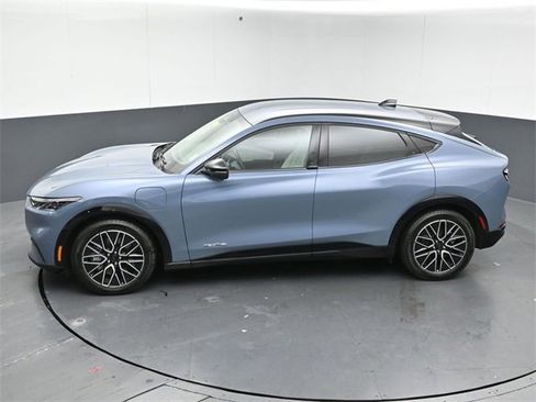 Certified 2024 Ford Mustang Mach-E Premium image 47