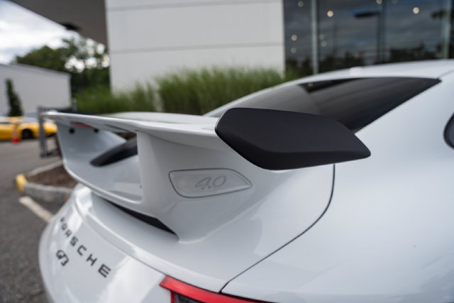 Used 2018 Porsche 911 GT3 RWD image 33