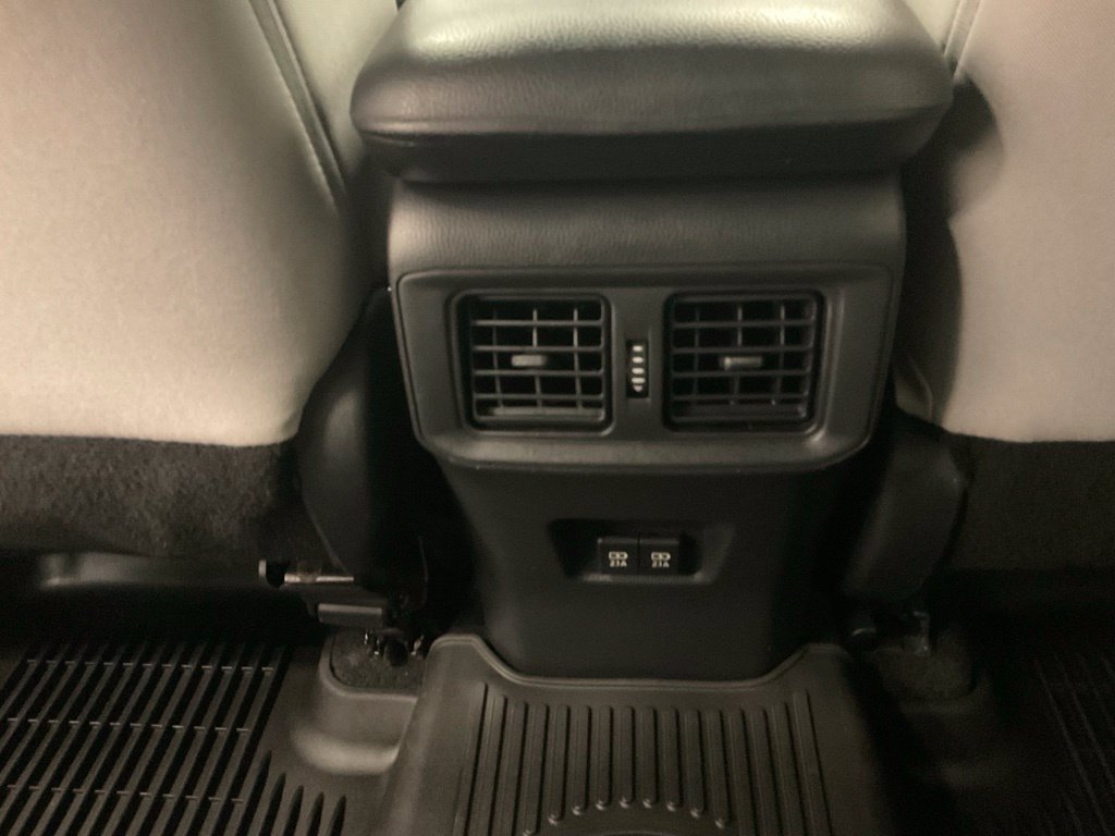 Used 2021 Toyota RAV4 XLE w/ XLE Grade Weather Package AWD/4WD image 36
