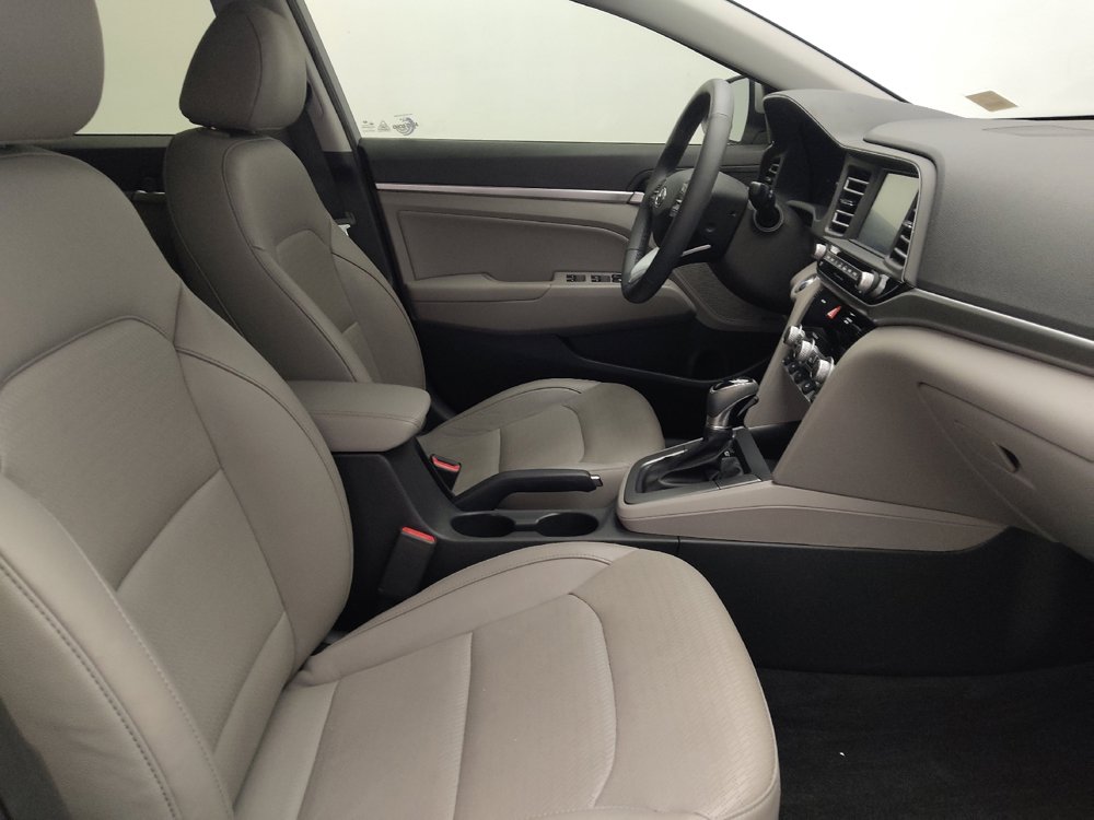 Used 2020 Hyundai Elantra Limited FWD image 21