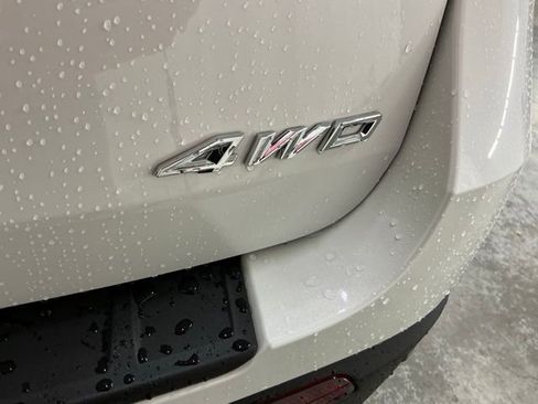 New 2026 Ford Explorer Active AWD/4WD image 8