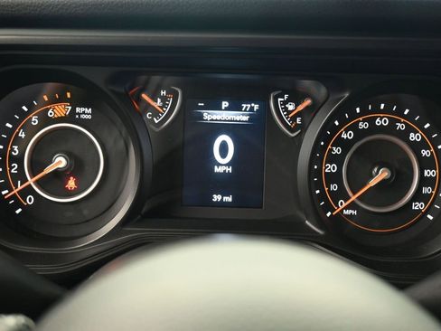 Used 2025 Jeep Wrangler Unlimited Sport AWD/4WD image 24