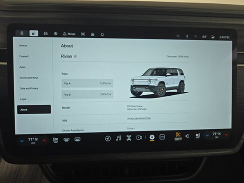 Used 2024 Rivian R1S Adventure AWD/4WD image 29