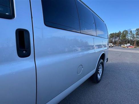 Used 2017 Chevrolet Express 2500 LS image 14