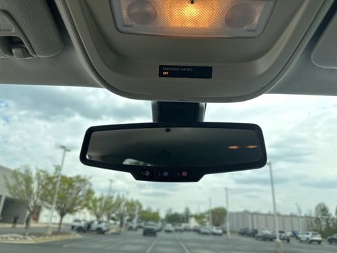 Used 2015 Chevrolet Colorado Z71 image 27