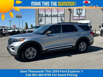 Used 2024 Ford Explorer XLT w/ Equipment Group 202A