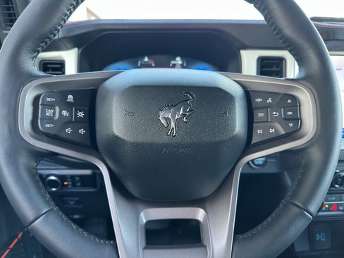 Used 2025 Ford Bronco Stroppe Edition image 13