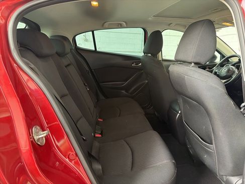 Used 2016 MAZDA MAZDA3 i Touring image 32