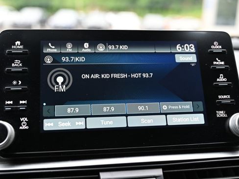 Used 2022 Honda Accord Sport image 22