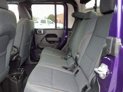 New 2026 Jeep Gladiator Sport image 9