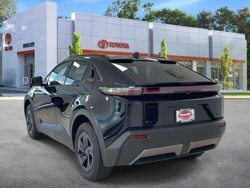 New 2026 Toyota C-HR AWD/4WD image 5